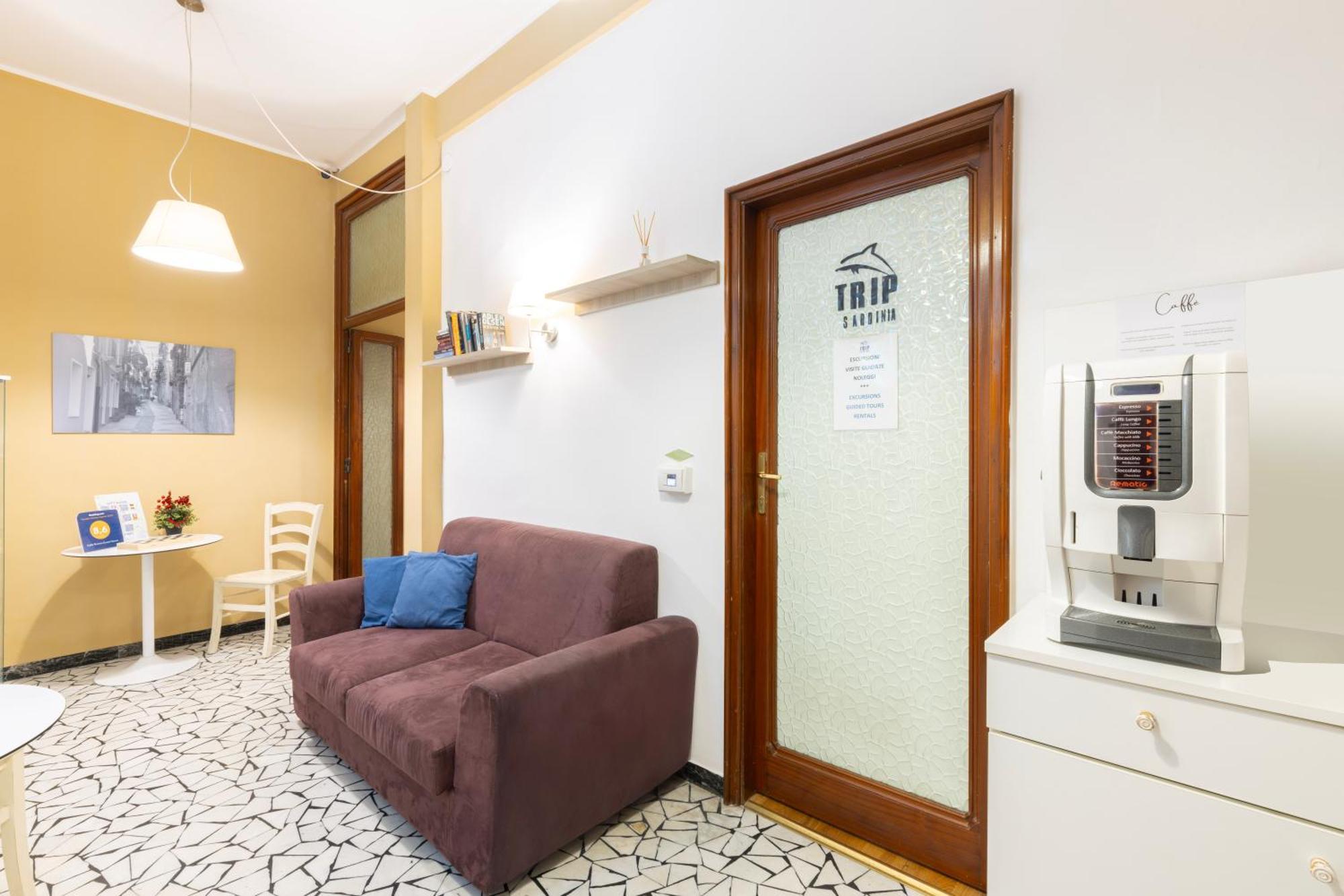 Kalie Rooms Guest House Cagliari Exterior photo