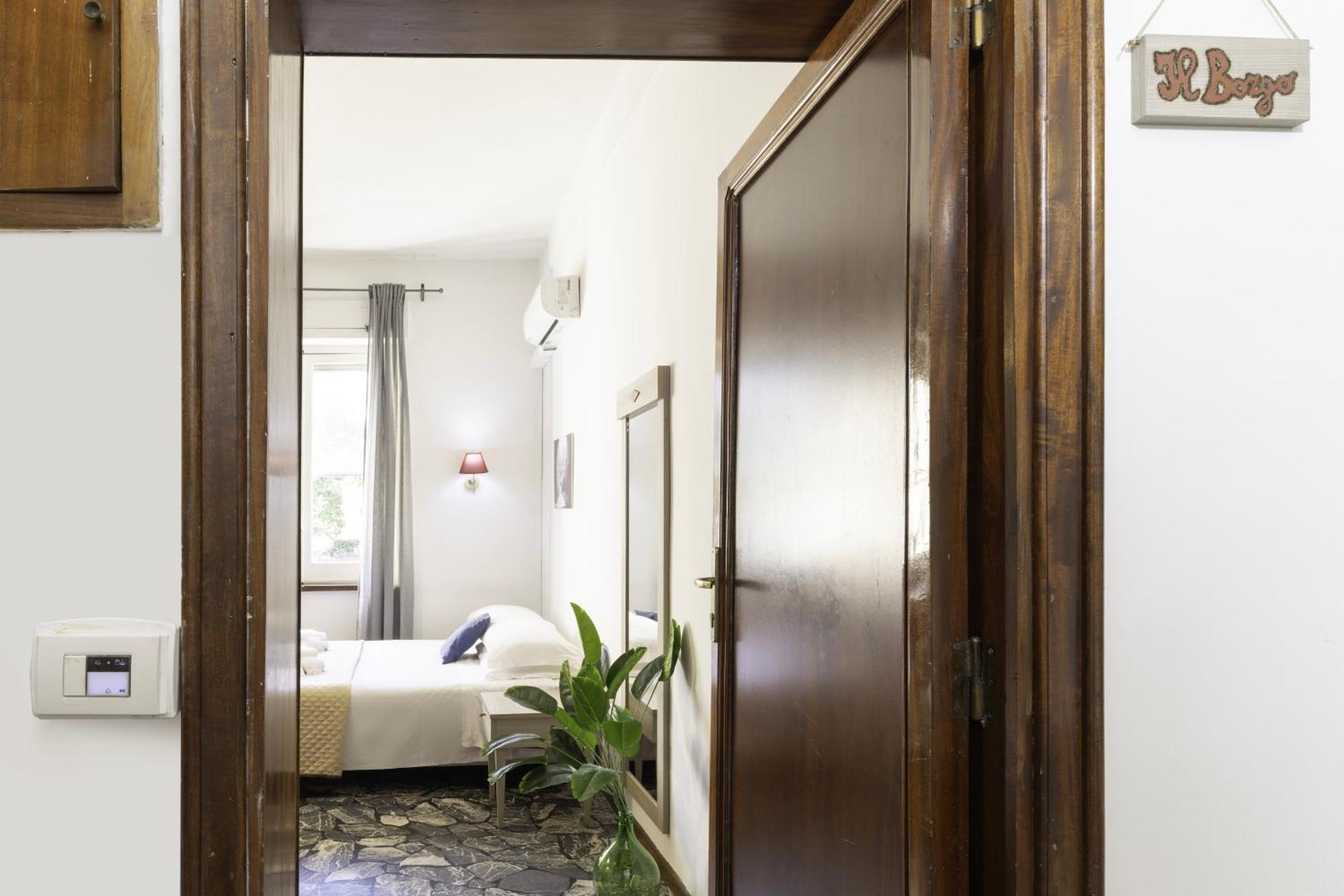 Kalie Rooms Guest House Cagliari Exterior photo